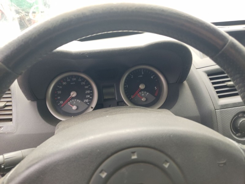 renault megane ii (bm0/1_, cm0/1_) del año 2005