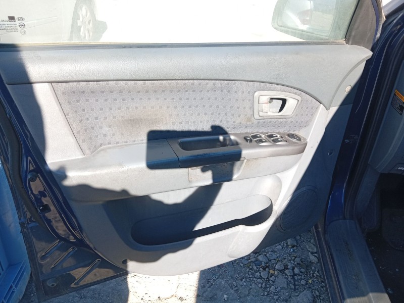 kia carens i monospace (fc, fj) del año 2004