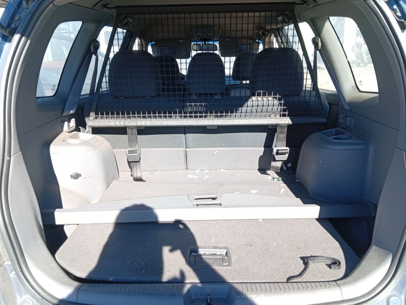 kia carens i monospace (fc, fj) del año 2004