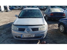 renault megane ii sedán (lm0/1_) del año 2004