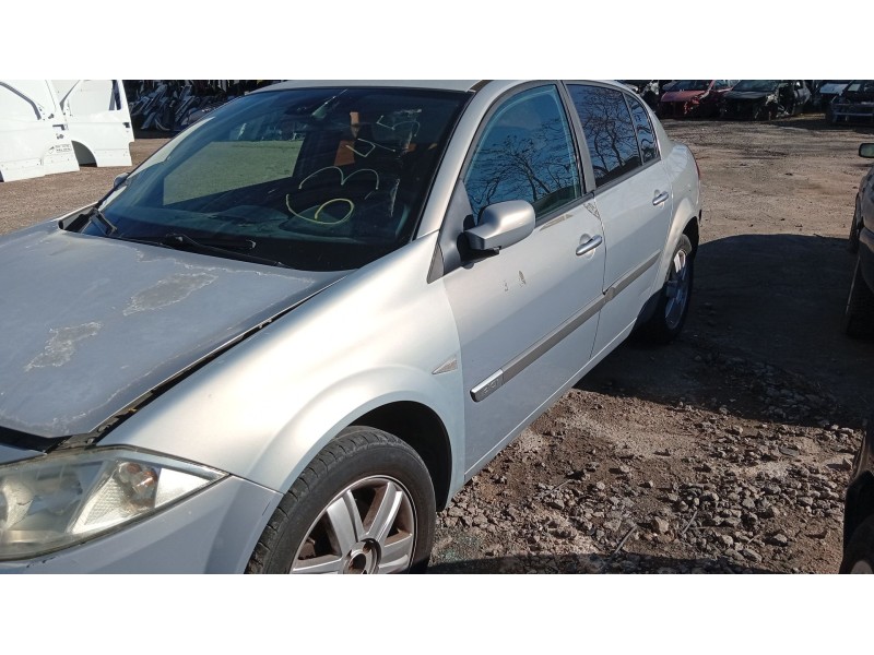 renault megane ii sedán (lm0/1_) del año 2004