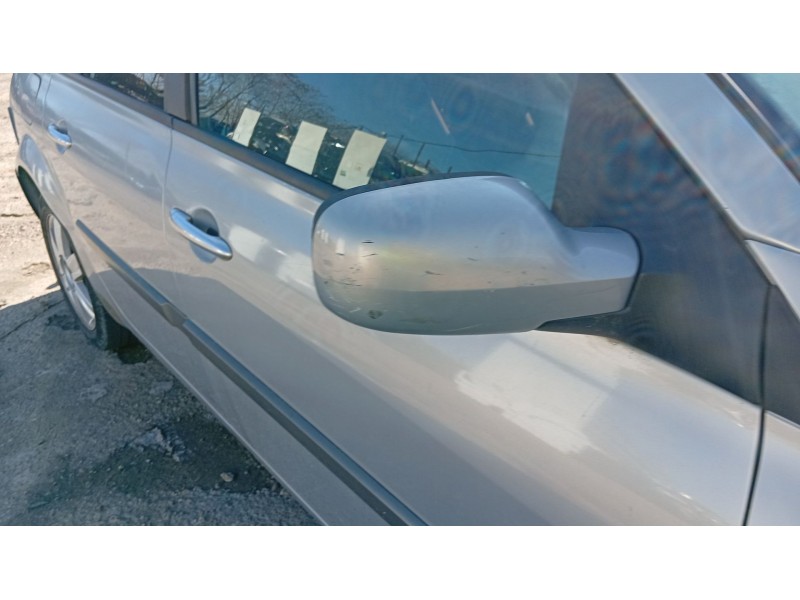 renault megane ii sedán (lm0/1_) del año 2004