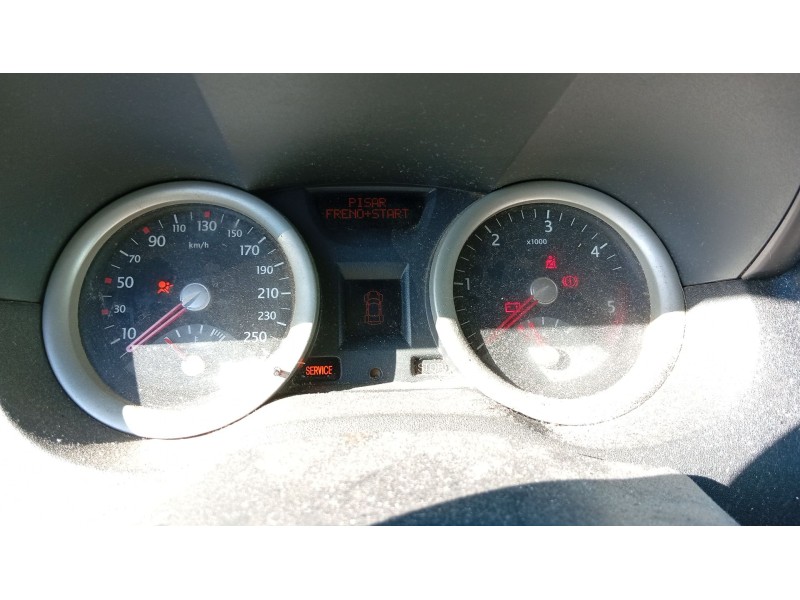 renault megane ii sedán (lm0/1_) del año 2004