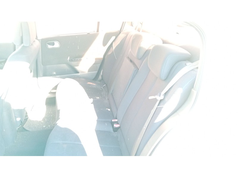 renault megane ii sedán (lm0/1_) del año 2004