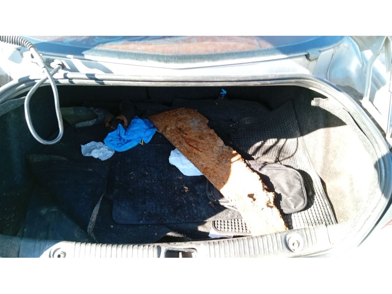 renault megane ii sedán (lm0/1_) del año 2004