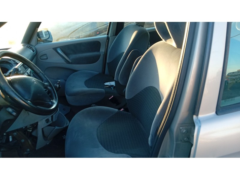 citroën xsara picasso (n68) del año 2007