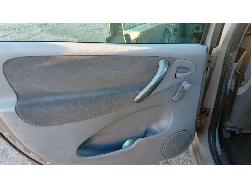 citroën xsara picasso (n68) del año 2007