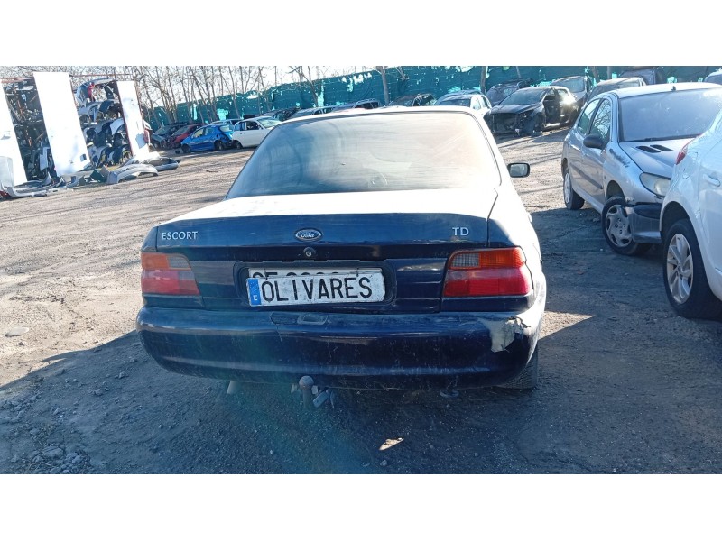 ford escort vi sedán (gal, afl) del año 1998