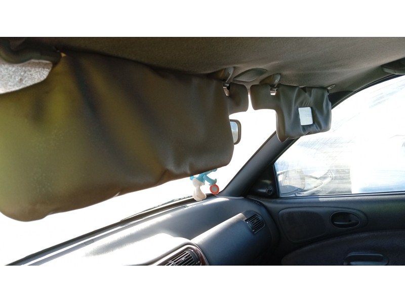 ford escort vi sedán (gal, afl) del año 1998