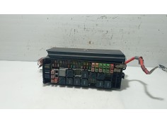 Recambio de caja reles / fusibles para land rover range rover sport i (l320) 2.7 d 4x4 referencia OEM IAM YQE500420SW  