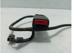 Recambio de anclaje cinturon delantero izquierdo para toyota avensis station wagon (_t25_) 2.0 d-4d (cdt250_) referencia OEM IAM 2