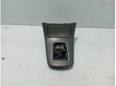 Recambio de moldura para toyota avensis station wagon (_t25_) 2.0 d-4d (cdt250_) referencia OEM IAM   