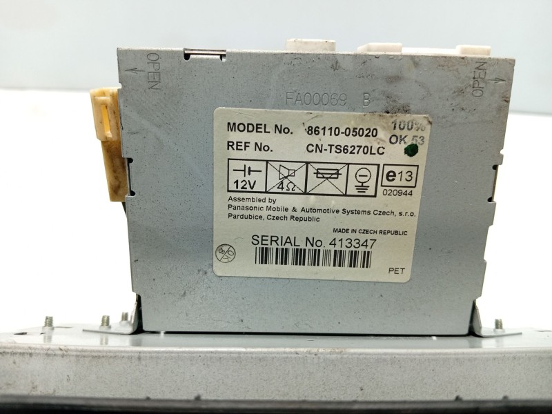 Recambio de moldura para toyota avensis station wagon (_t25_) 2.0 d-4d (cdt250_) referencia OEM IAM   