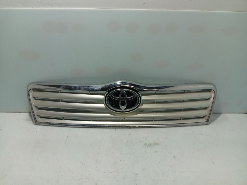 Recambio de moldura para toyota avensis station wagon (_t25_) 2.0 d-4d (cdt250_) referencia OEM IAM   