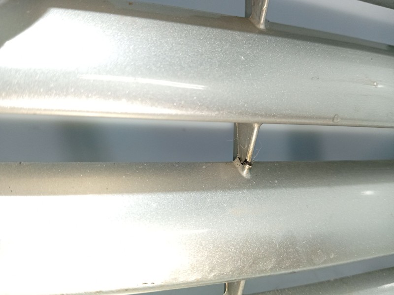 Recambio de moldura para toyota avensis station wagon (_t25_) 2.0 d-4d (cdt250_) referencia OEM IAM   