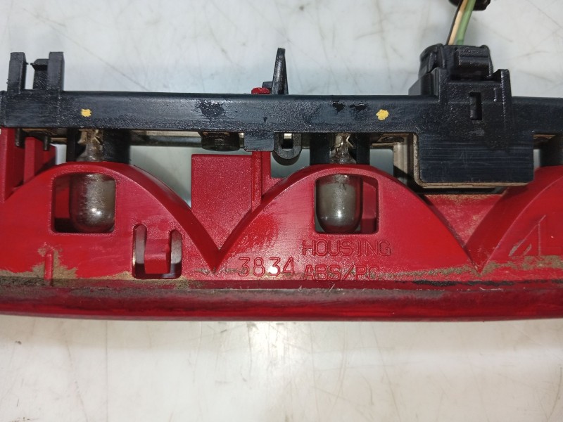 Recambio de luz central de freno para peugeot 107 urban referencia OEM IAM 1606372780  