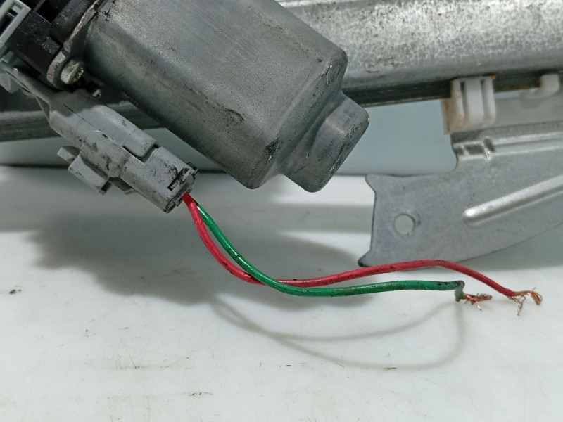 Recambio de elevalunas delantero izquierdo para peugeot 107 urban referencia OEM IAM 9221T8  