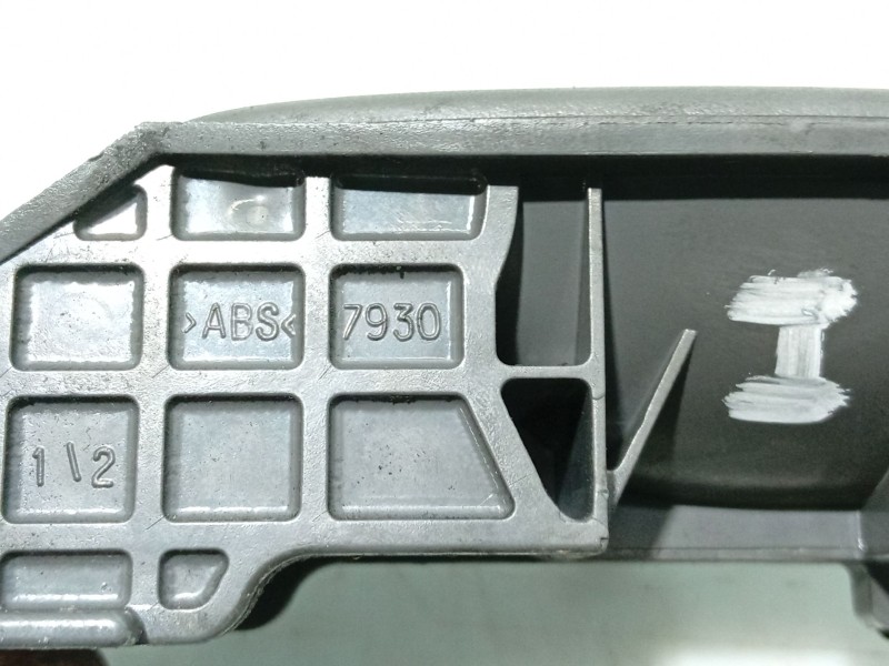 Recambio de maneta interior delantera izquierda para peugeot 107 urban referencia OEM IAM   