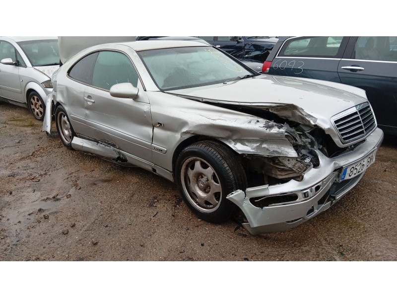 mercedes-benz clk (c208) del año 2002