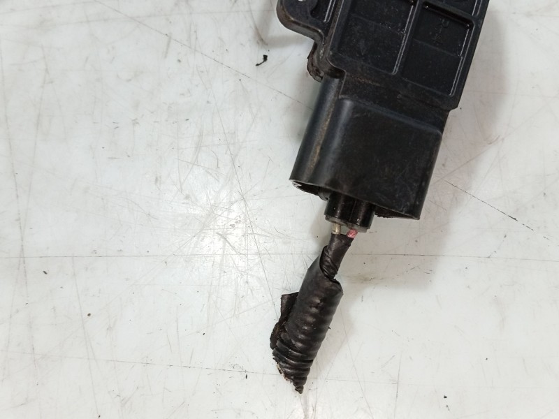 Recambio de cerradura puerta delantera derecha para peugeot 107 urban referencia OEM IAM 9136T9  