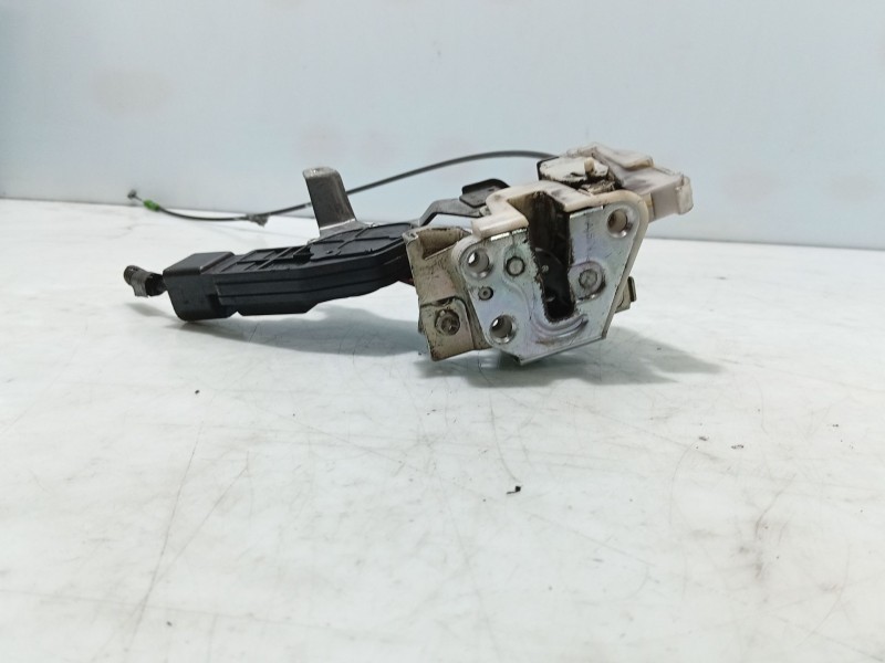 Recambio de cerradura puerta trasera derecha para peugeot 107 urban referencia OEM IAM 9138G7  