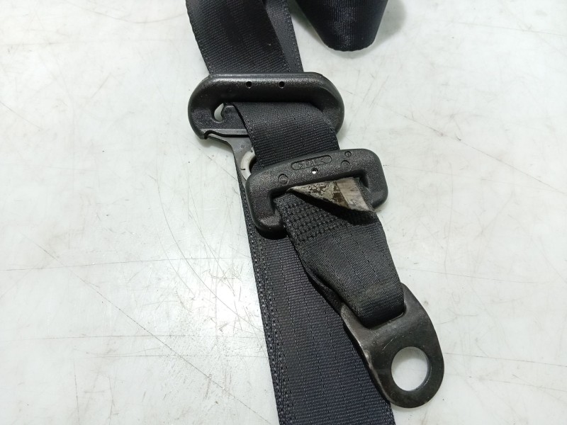 Recambio de cinturon seguridad trasero derecho para peugeot 107 urban referencia OEM IAM 8974LG  