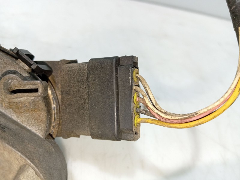 Recambio de motor limpia delantero para peugeot 107 urban referencia OEM IAM 6405HT  