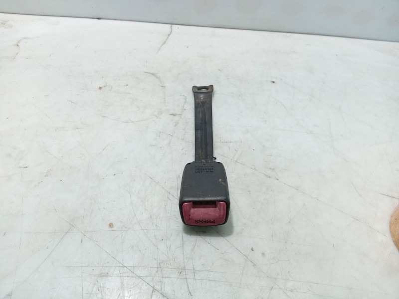 Recambio de anclaje cinturon delantero izquierdo para peugeot 107 urban referencia OEM IAM   