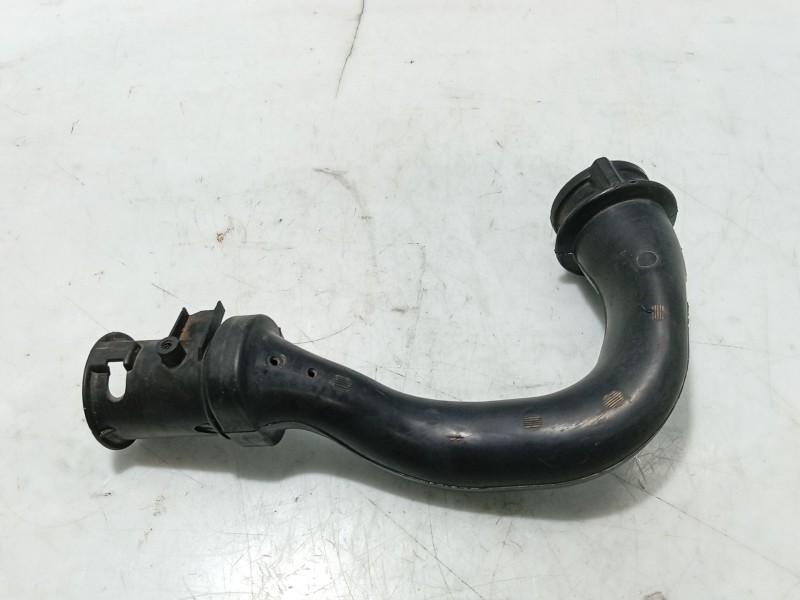 Recambio de tubo para peugeot 107 urban referencia OEM IAM   