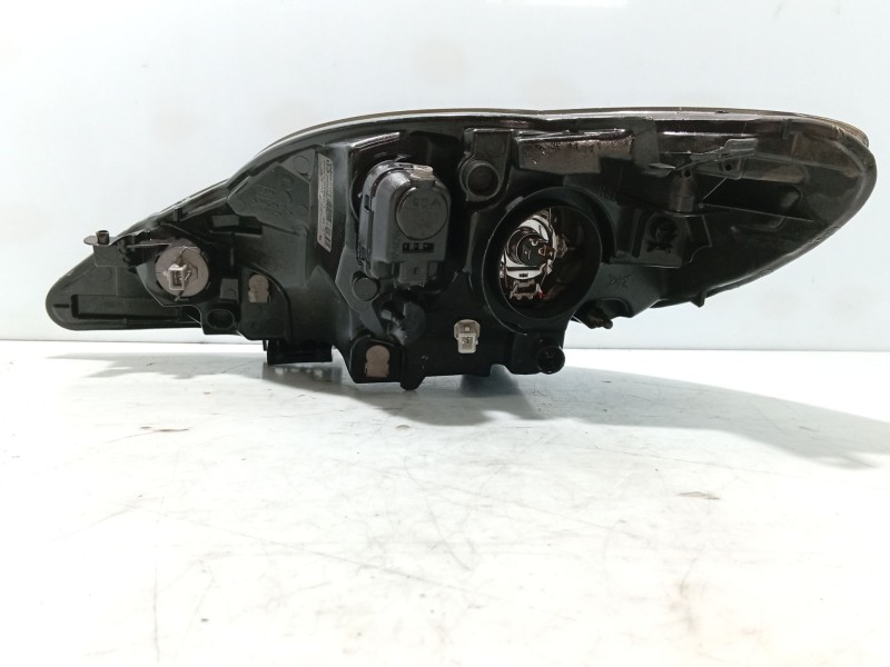 Recambio de faro derecho para peugeot 107 urban referencia OEM IAM 620674  