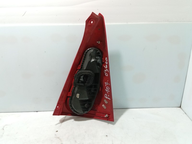 Recambio de piloto trasero izquierdo para peugeot 107 urban referencia OEM IAM 6350X6  