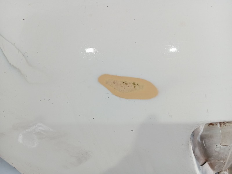 Recambio de capot para peugeot 107 urban referencia OEM IAM 1611149380  