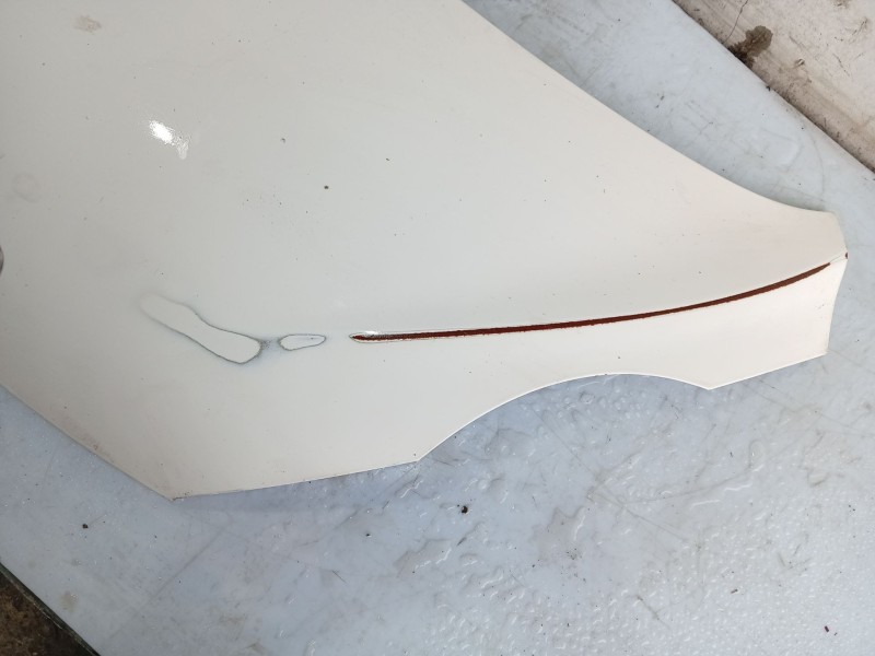 Recambio de capot para peugeot 107 urban referencia OEM IAM 1611149380  