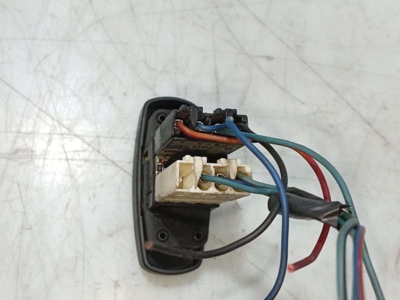 Recambio de warning para fiat bravo i (182_) 1.9 jtd 105 referencia OEM IAM   