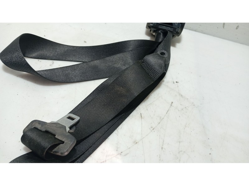 Recambio de cinturon seguridad trasero derecho para bmw 1 (f20) 116 d referencia OEM IAM 72117243309 72 11 7 243 309 