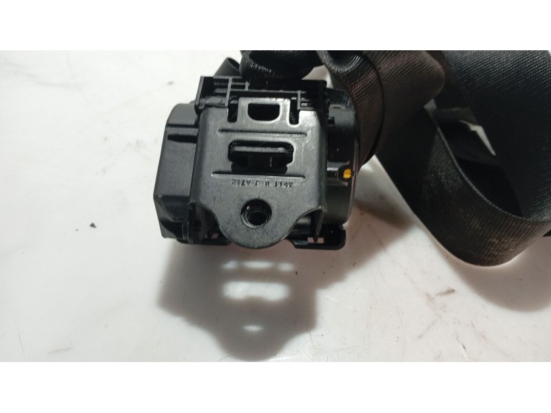 Recambio de cinturon seguridad trasero central para bmw 1 (f20) 116 d referencia OEM IAM   
