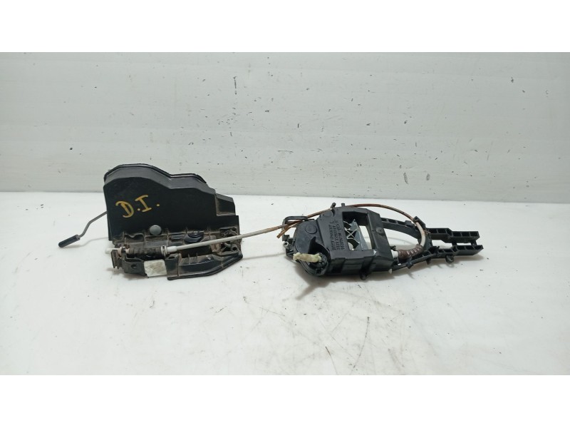 Recambio de cerradura puerta delantera izquierda para bmw 1 (f20) 116 d referencia OEM IAM 51217229461 51 21 7 229 461 