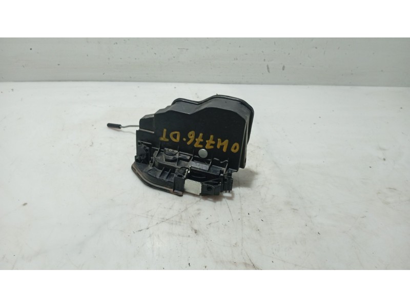 Recambio de cerradura puerta trasera derecha para bmw 1 (f20) 116 d referencia OEM IAM 51227229460 51 22 7 229 460 