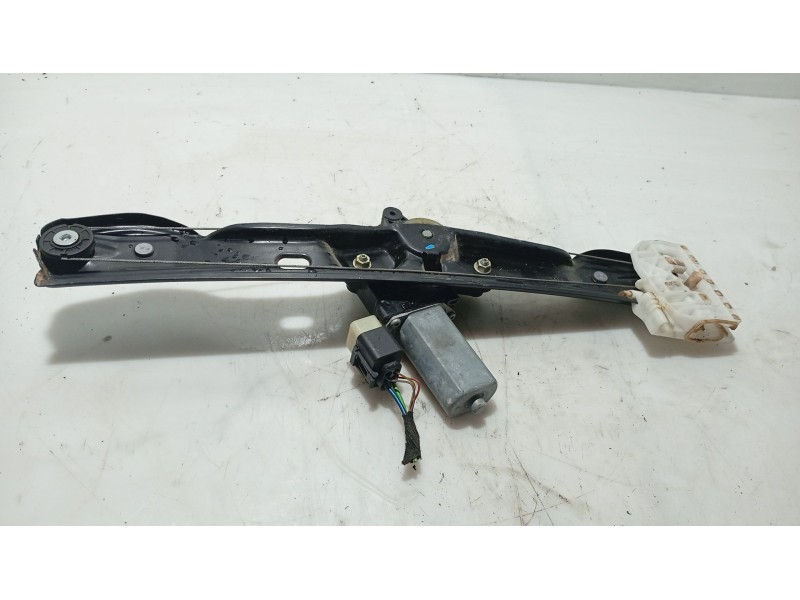 Recambio de elevalunas trasero izquierdo para bmw 1 (f20) 116 d referencia OEM IAM 51 35 7 281 883  