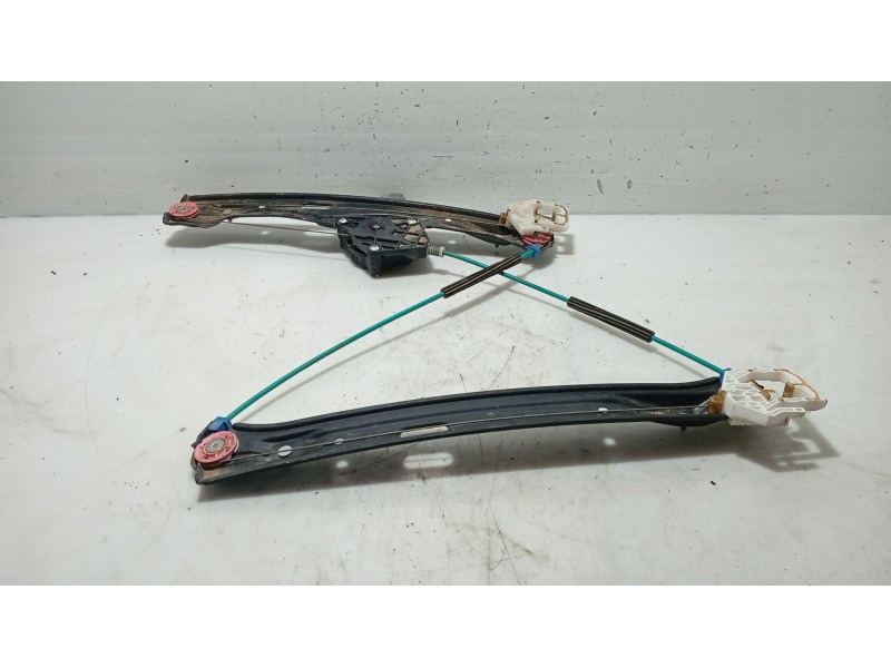 Recambio de elevalunas delantero izquierdo para bmw 1 (f20) 116 d referencia OEM IAM 51337281881 51 33 7 281 881 