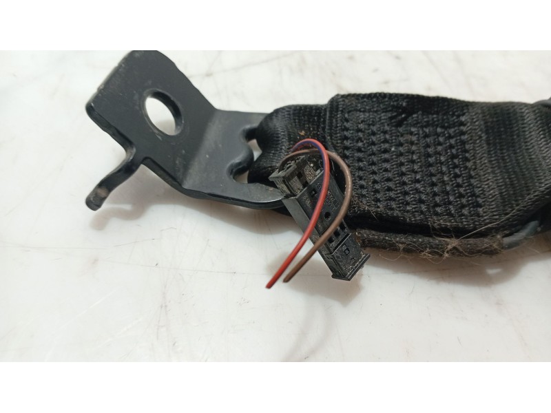 Recambio de anclaje cinturon trasero izquierdo para bmw 1 (f20) 116 d referencia OEM IAM   