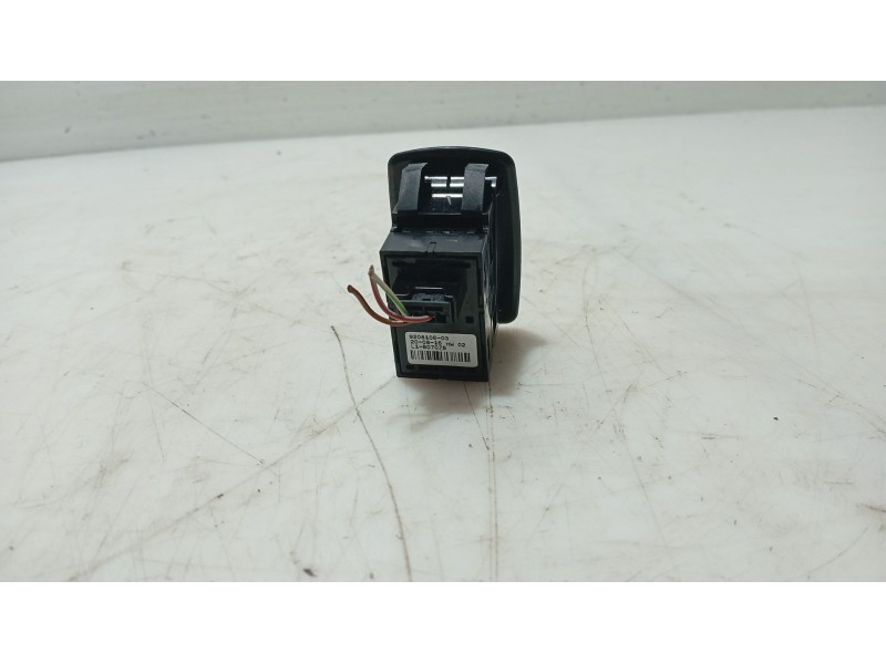 Recambio de mando elevalunas trasero izquierdo para bmw 1 (f20) 116 d referencia OEM IAM   