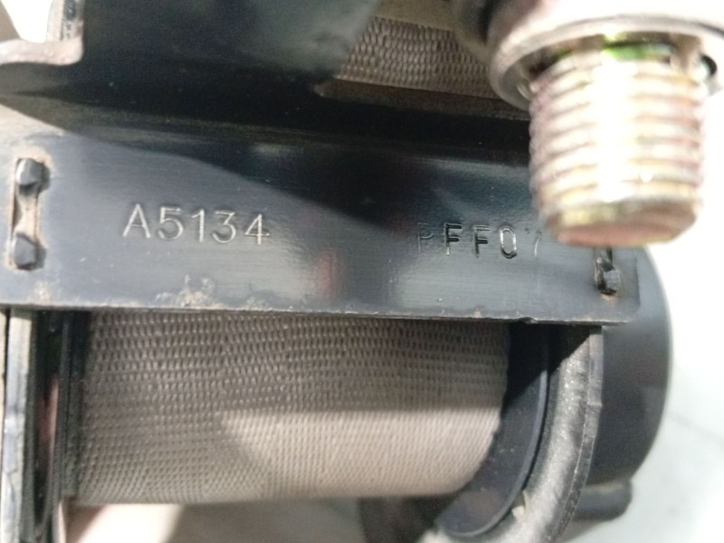 Recambio de cinturon seguridad 3 fila derecho para kia carnival ii (gq) 2.9 crdi referencia OEM IAM   