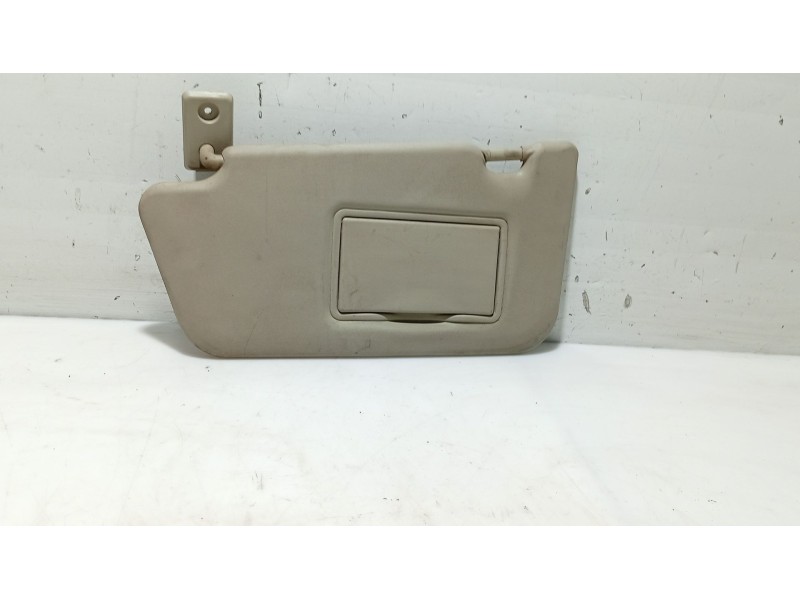 Recambio de parasol izquierdo para nissan micra iii (k12) 1.2 16v referencia OEM IAM   