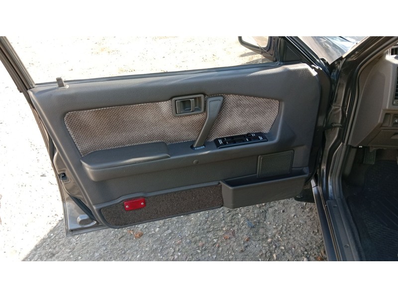 nissan bluebird (t72 , t12, u12) del año 1989