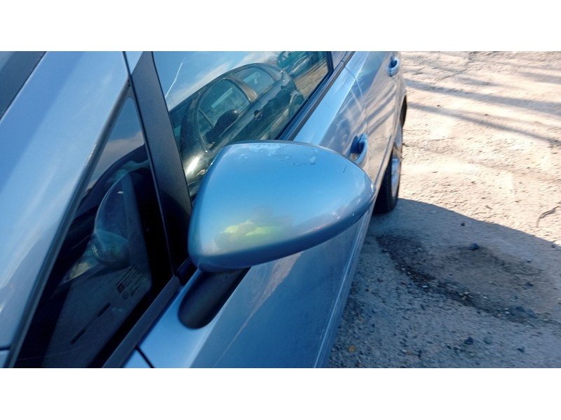 opel corsa d (s07) del año 2007