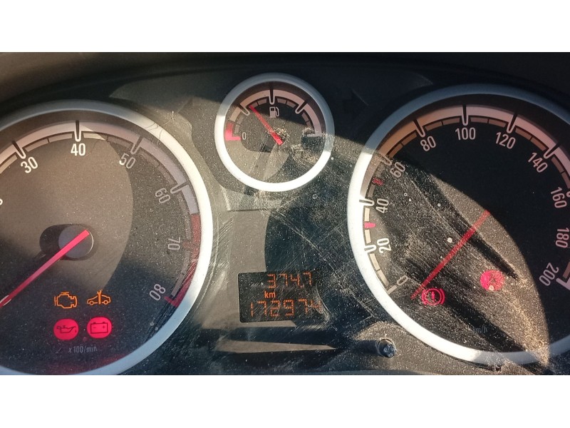 opel corsa d (s07) del año 2007