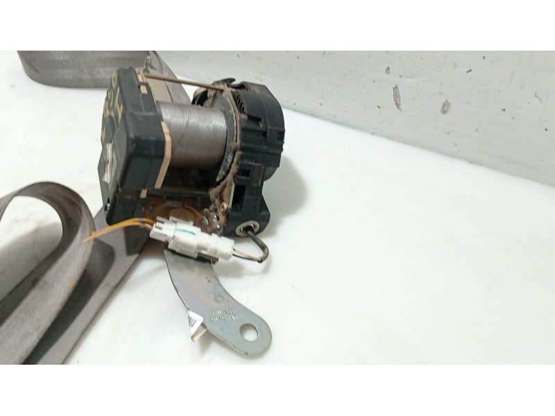 Recambio de cinturon seguridad delantero izquierdo para nissan micra iii (k12) 1.2 16v referencia OEM IAM   