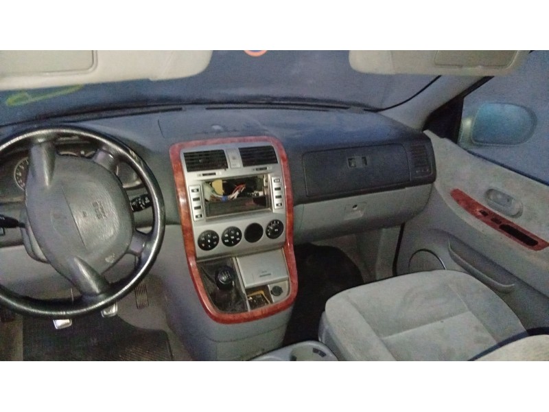 kia carnival ii (gq) del año 2004