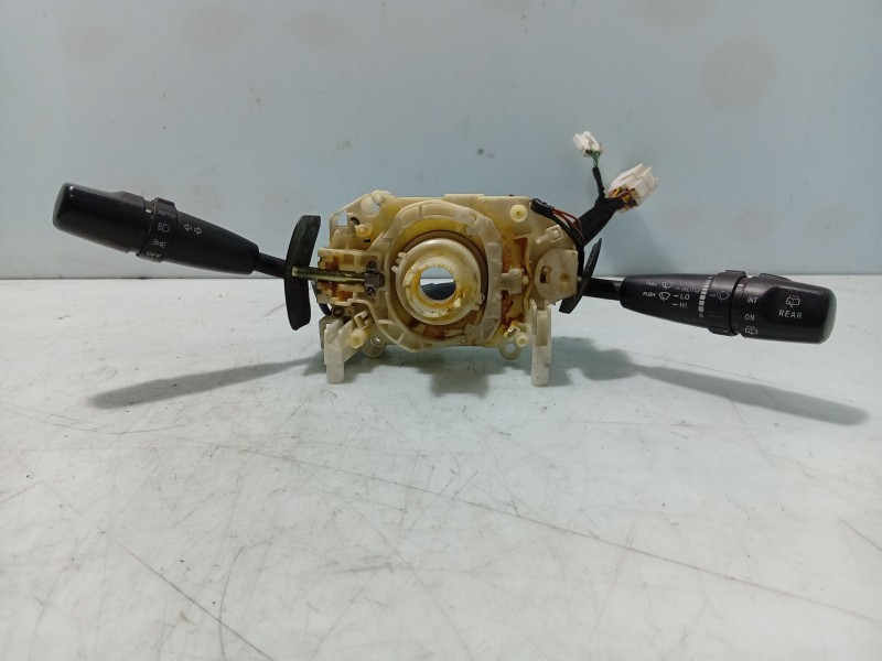 Recambio de mando volante para kia carnival ii (gq) 2.9 crdi referencia OEM IAM   